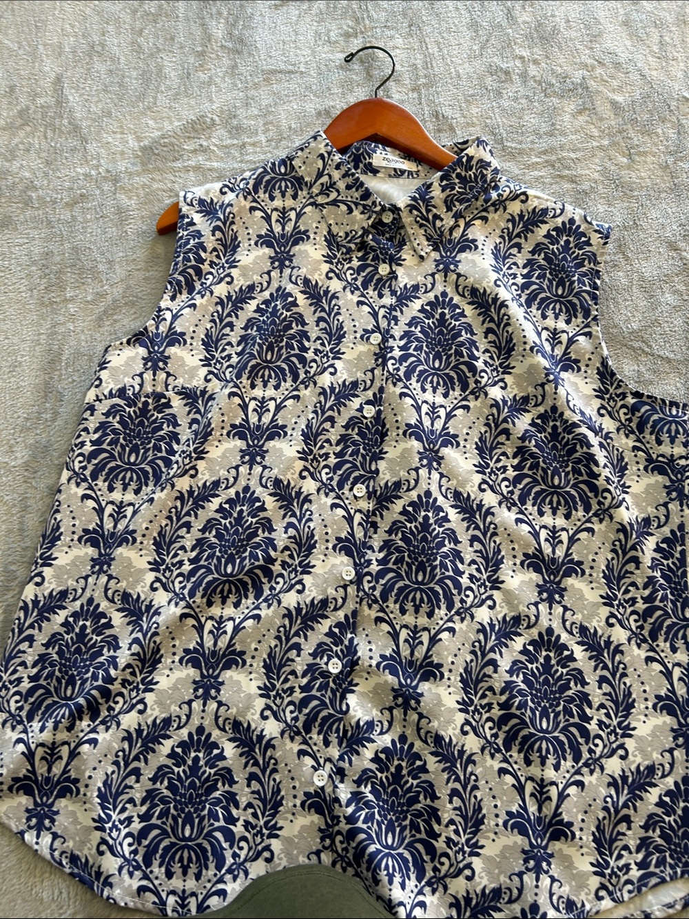 Zeagoo Navy and White Damask Sleeveless Printed Button-Down Shirt